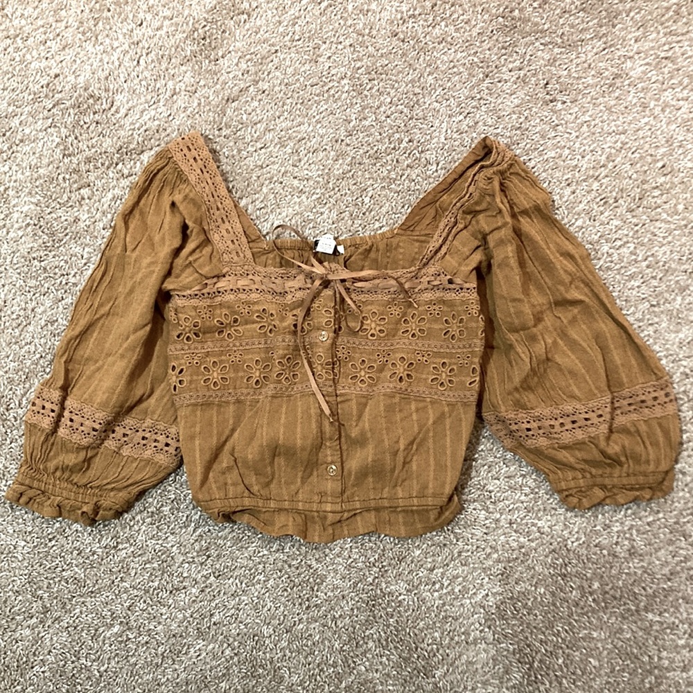 Copper American eagle cropped blouse